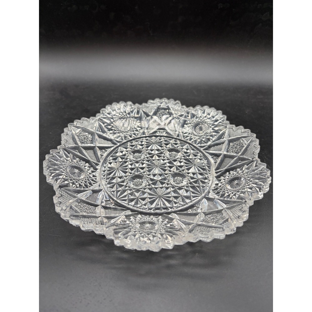 Vintage Clear Pressed Glass Plate Daisy and‎ Button Starburst Scalloped Edge 6in
